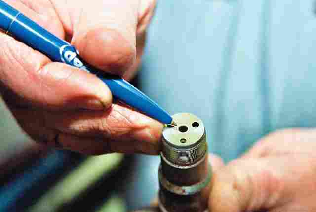 Diesel nozzles: Maintaining mechanical injectors